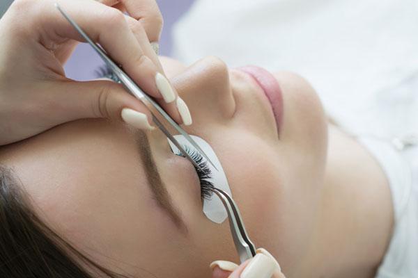 Online Hybrid Eyelash Extension Course Ripsmetehniku ühepäevane baaskoolitus + stardikomplekt